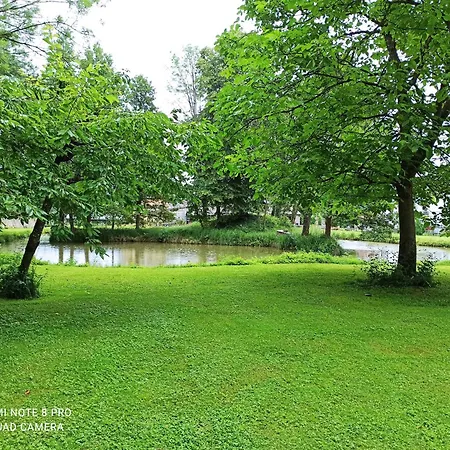 Tatil Evi La Clouterie - Face Au Ruisseau Piscine Privee *